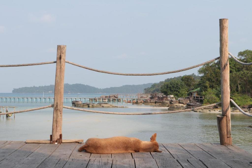 Hostel Mad Monkey Koh Rong Samloem Koh Rong Sanloem Zewnętrze zdjęcie